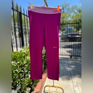 Nike Pro Capri Leggings